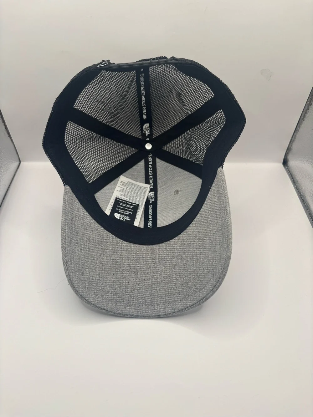 The North Face Embroidered Bear Logo Trucker Hat Snapback Mesh Back Grey/Black.
